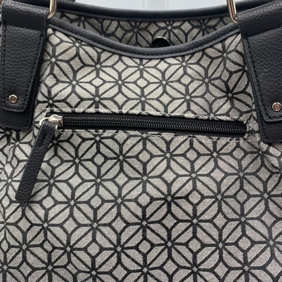Rossetti shoulder/satchel in a black and grey geometric jacquard pattern - Picture 4 of 12